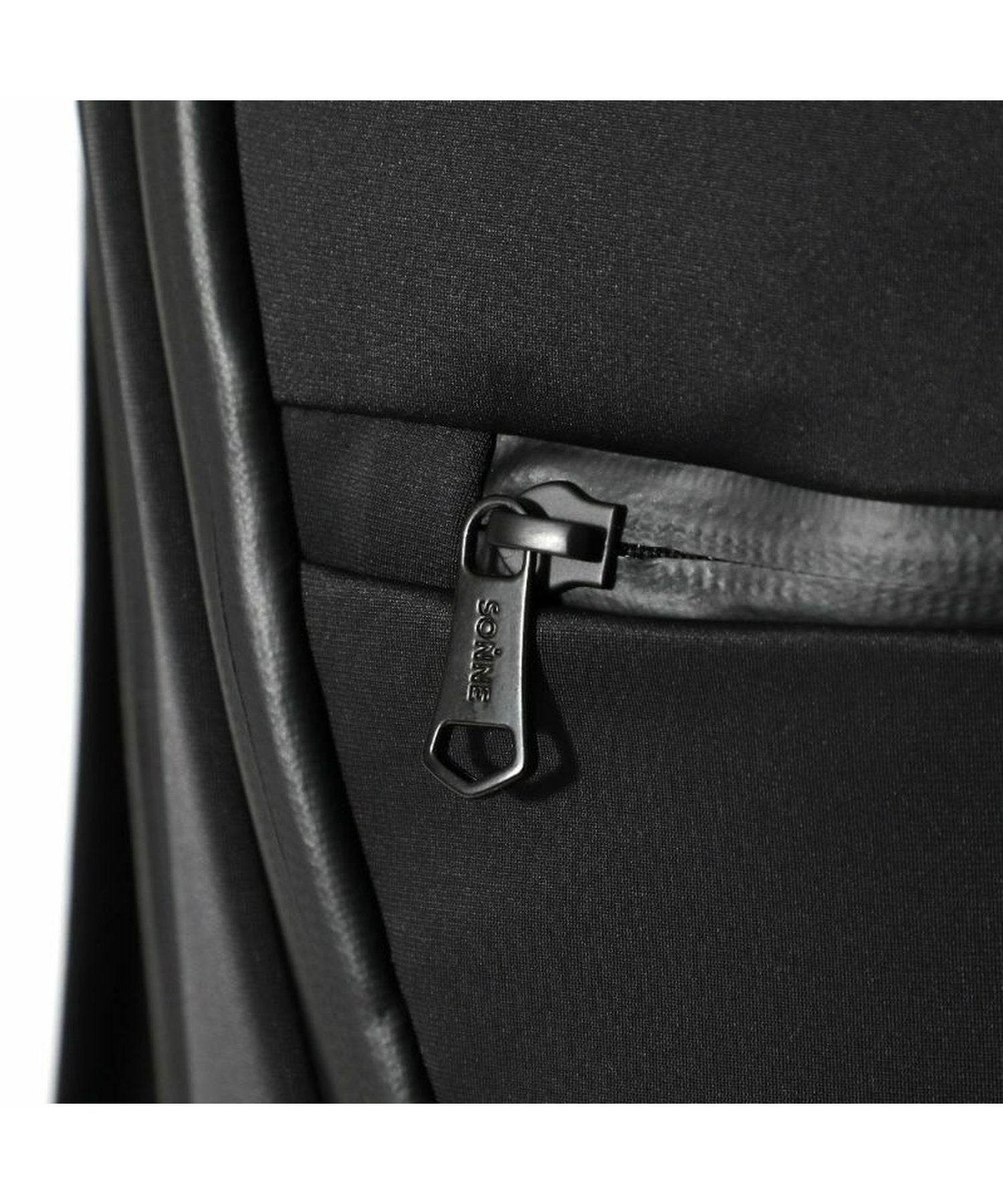 【SONNE】二層式バックパック