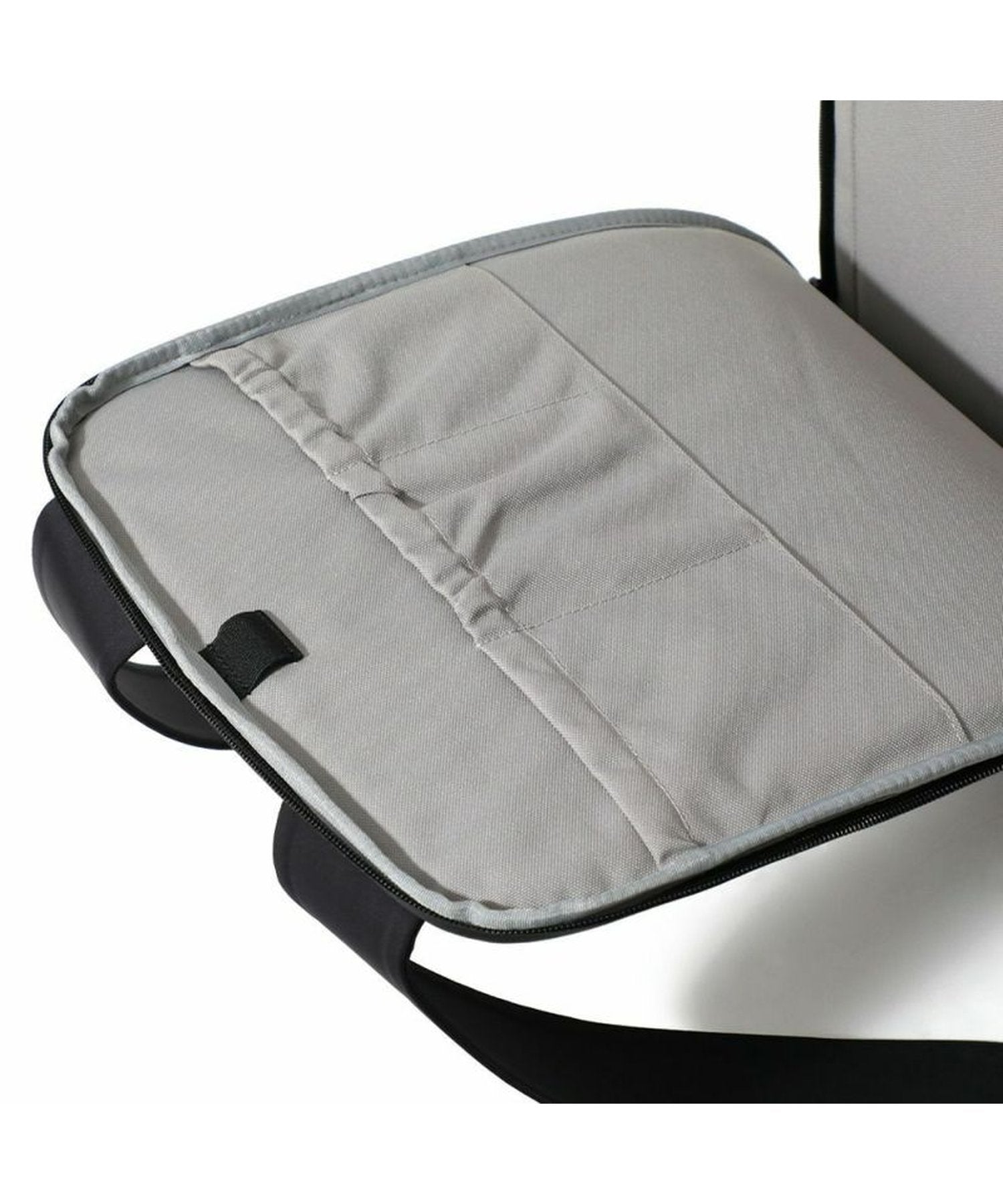 【SONNE】二層式バックパック