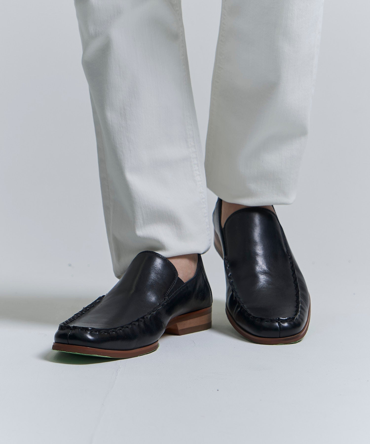 レザースリッポン