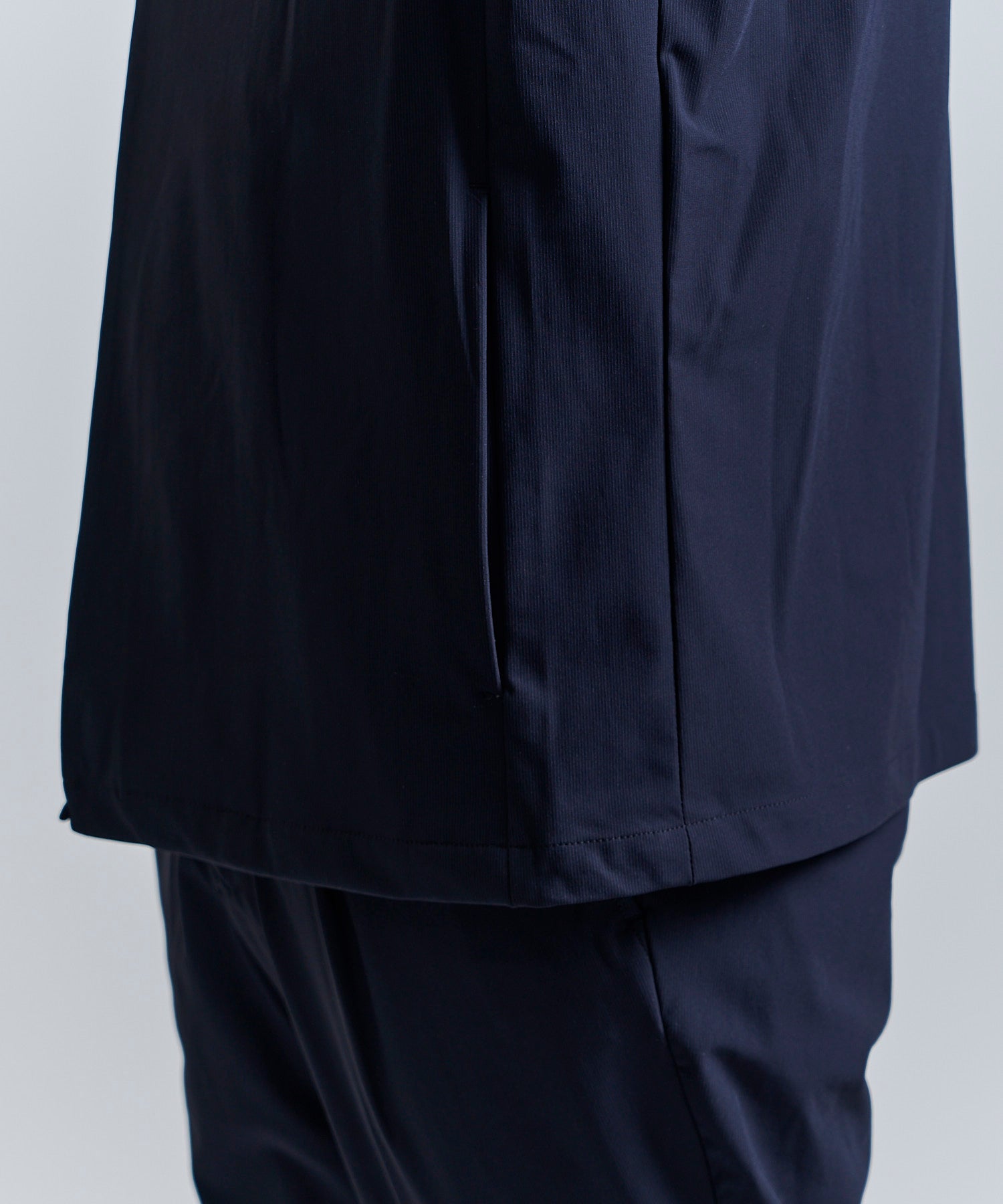 ストレッチナイロンノーカラージャケット