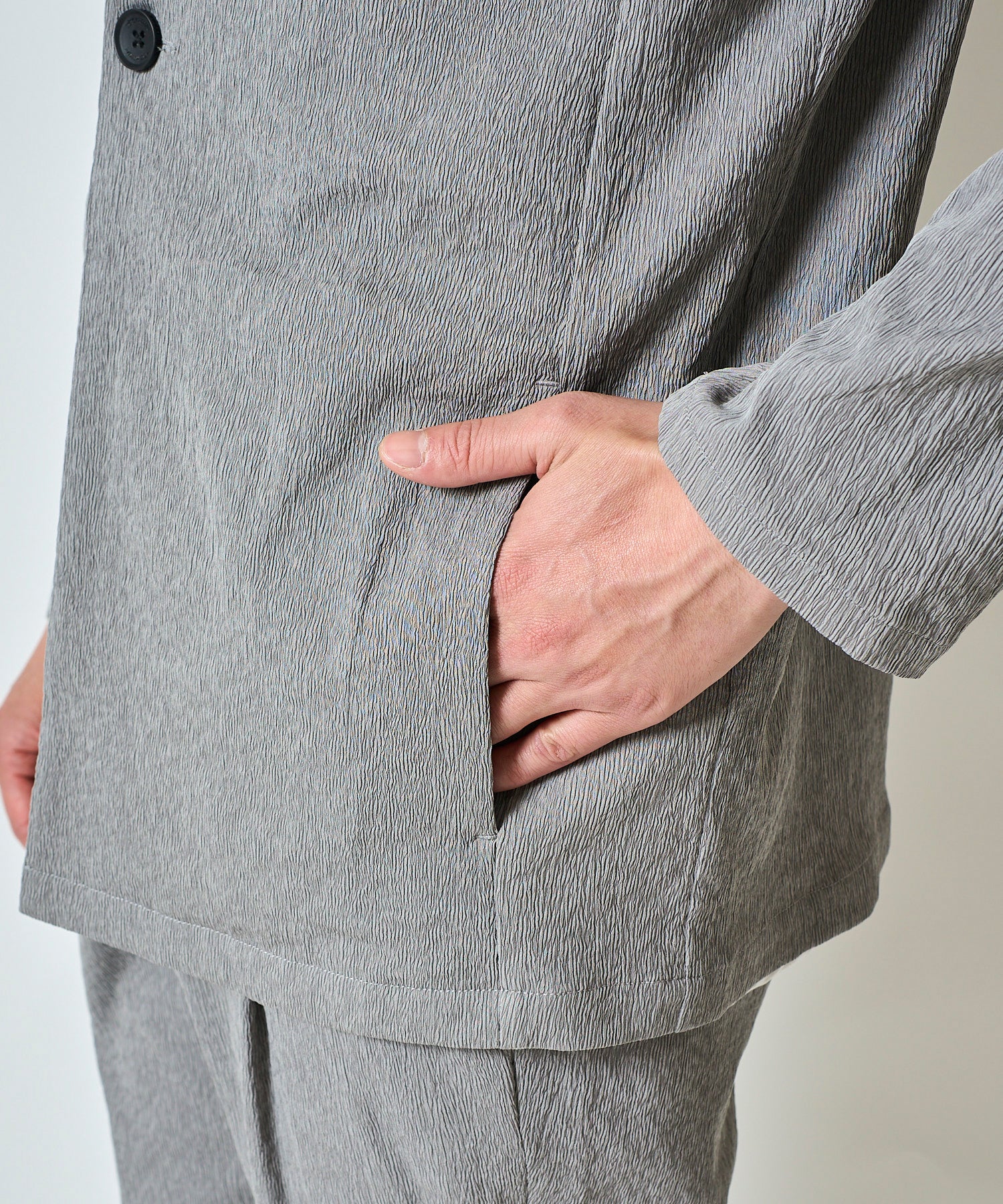 楊柳ストレッチノーカラージャケット