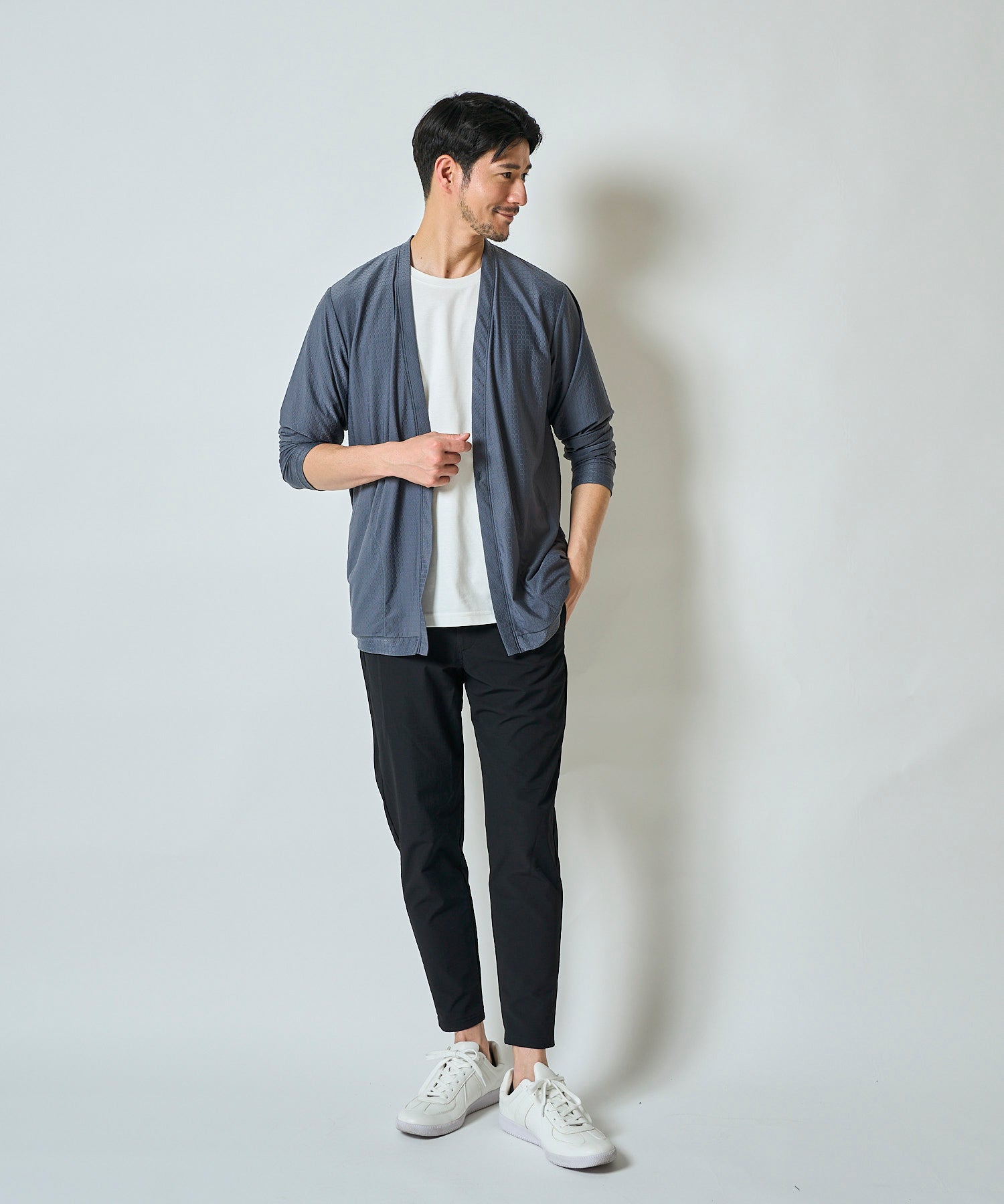 ストレッチナイロンカーディガン