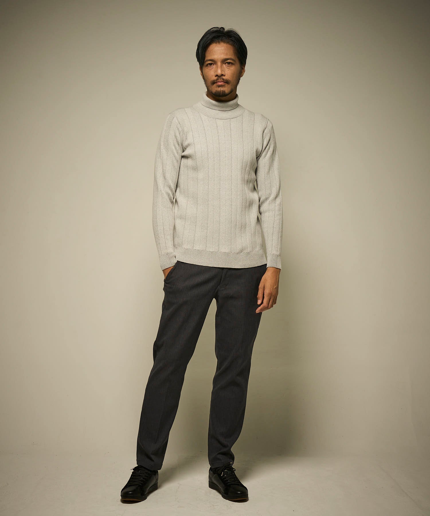 グラフェンタートルニット