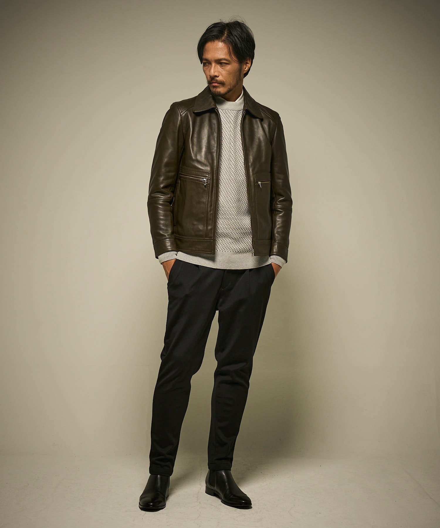 カーキ model:186㎝ 着用サイズ:L