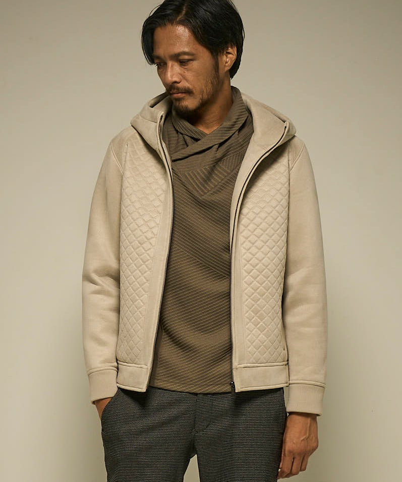 エンボスフードブルゾン
