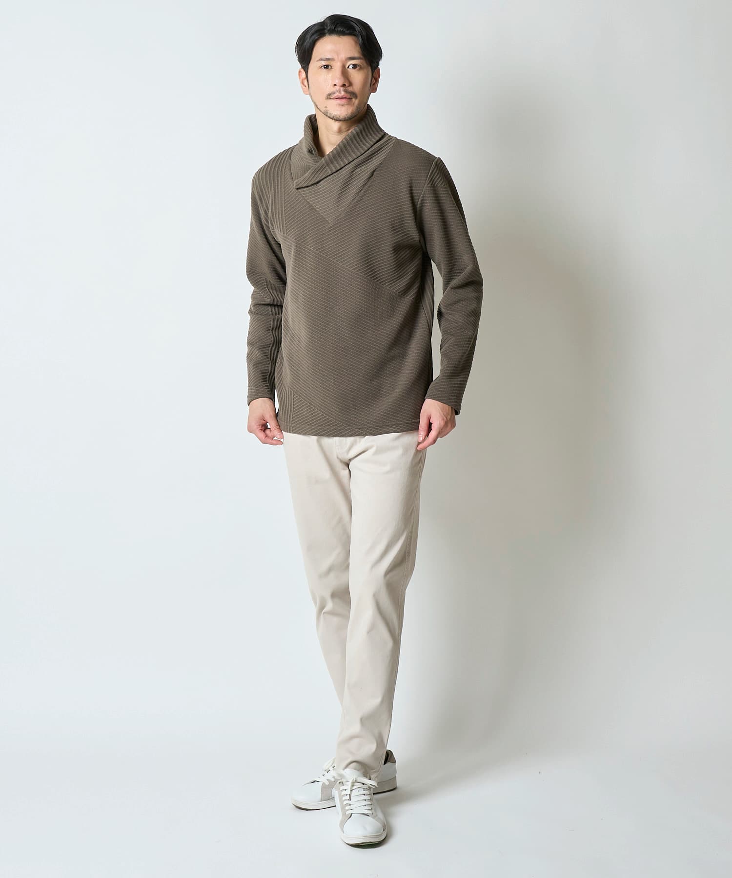 チャコールグレー model:177 着用サイズ:L