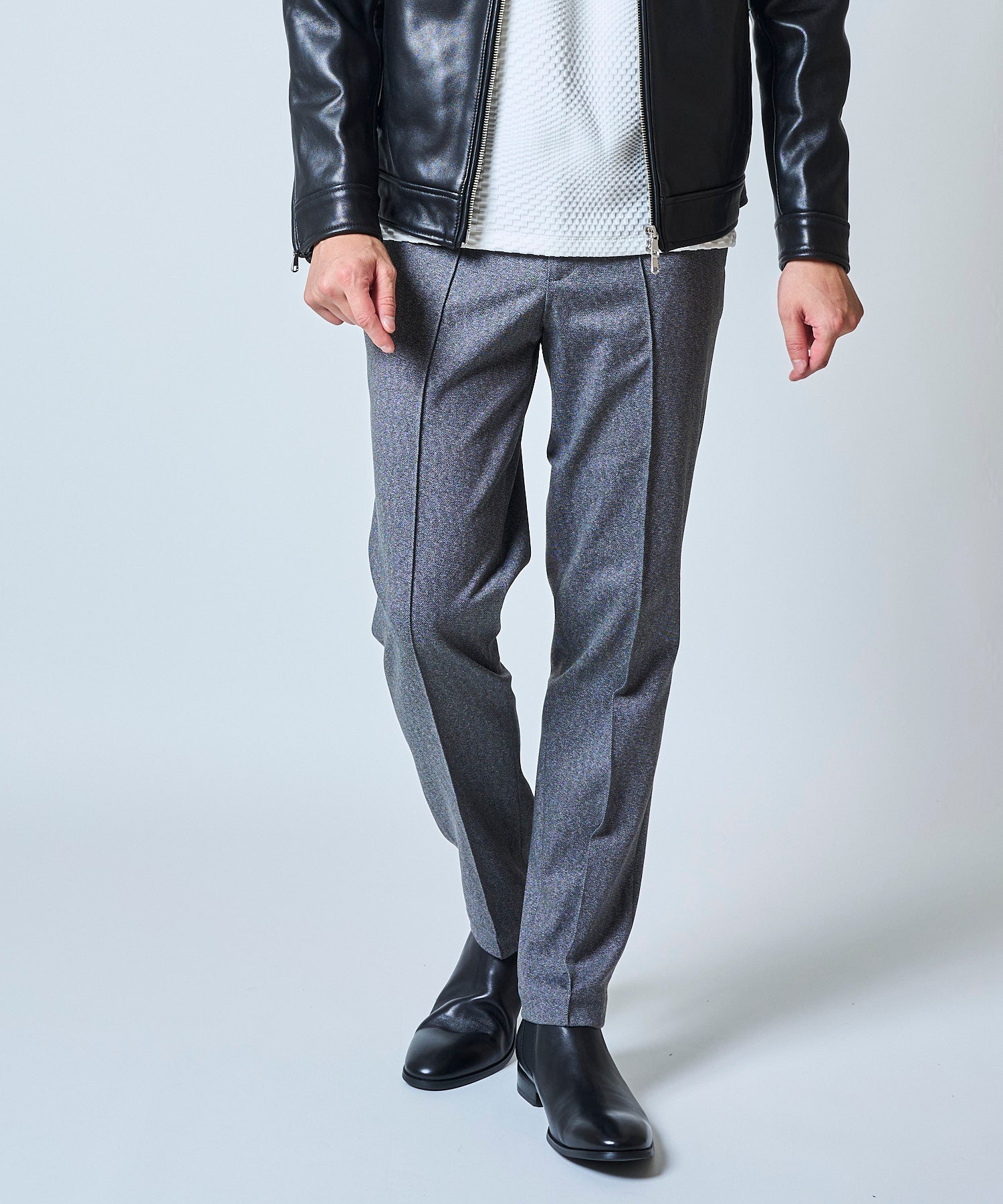 チャコールグレー model:177 着用サイズ:M