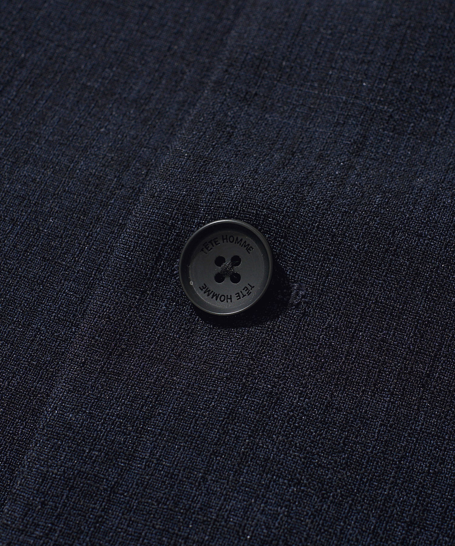 軽量 防シワ 通気性の良いリネンライクなブッチャージャケット