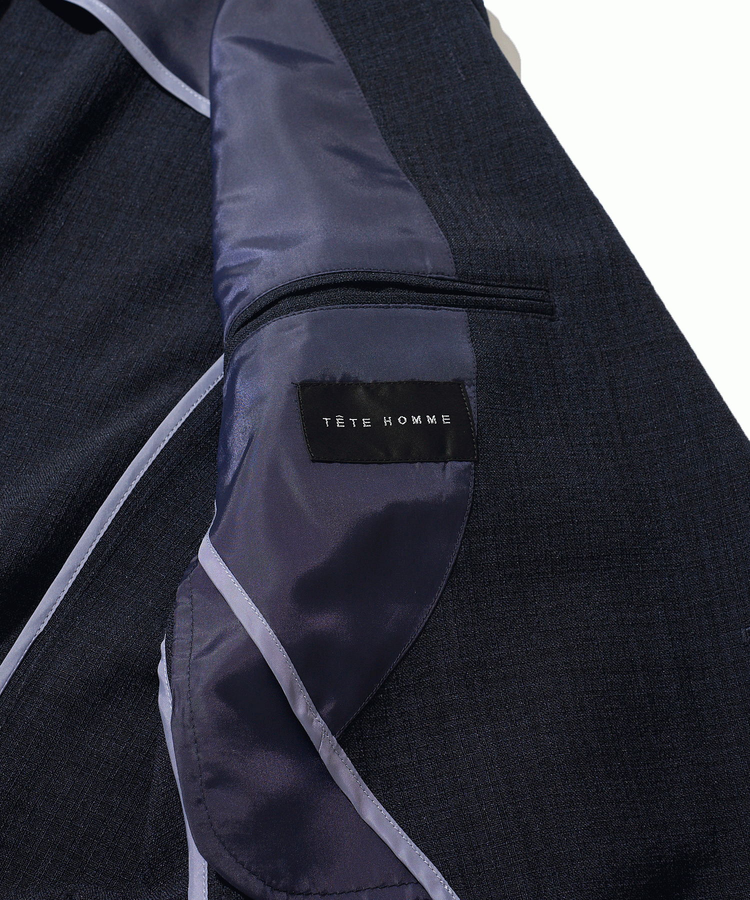 軽量 防シワ 通気性の良いリネンライクなブッチャージャケット