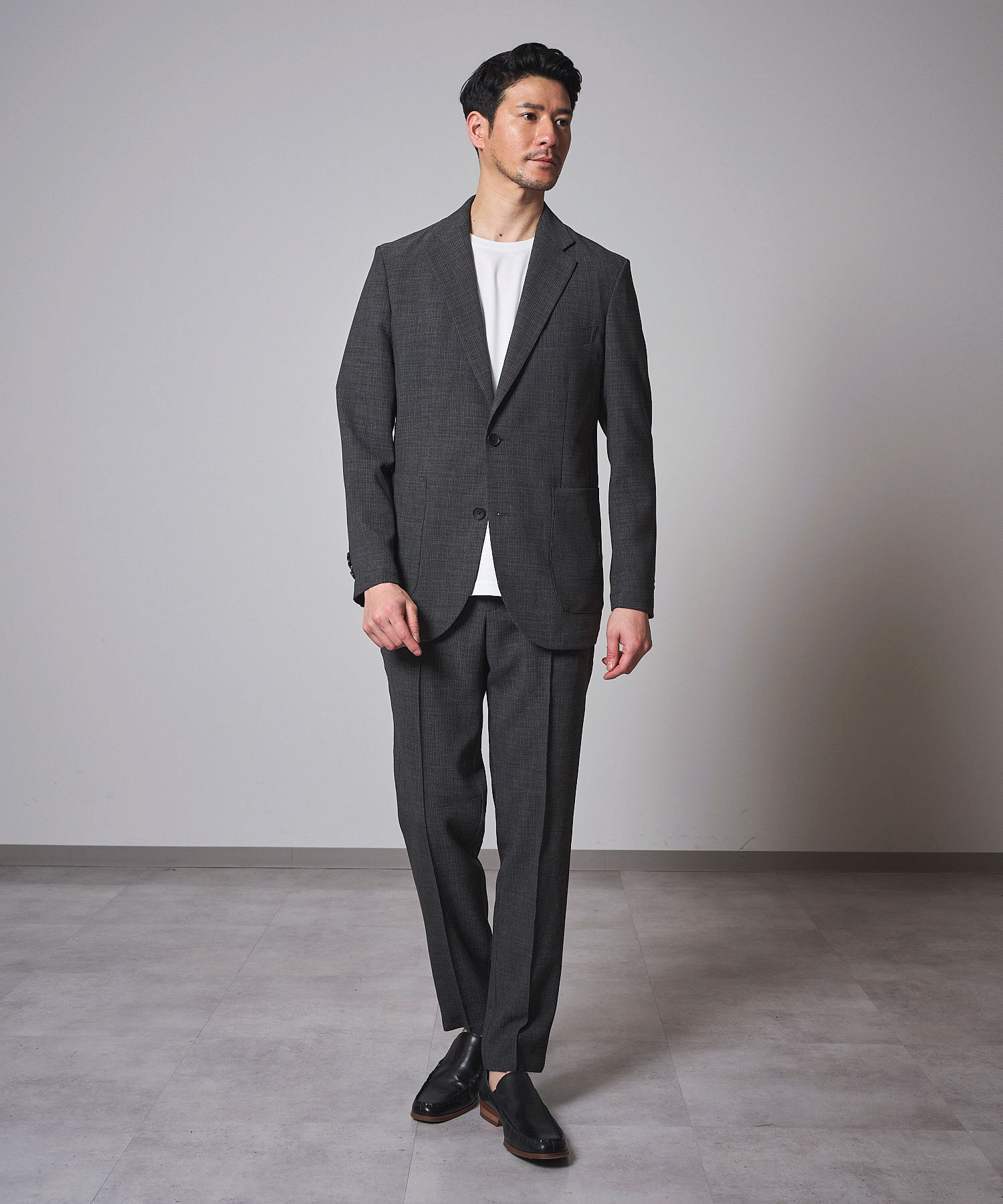 チャコールグレー model:177㎝ 着用サイズ:L