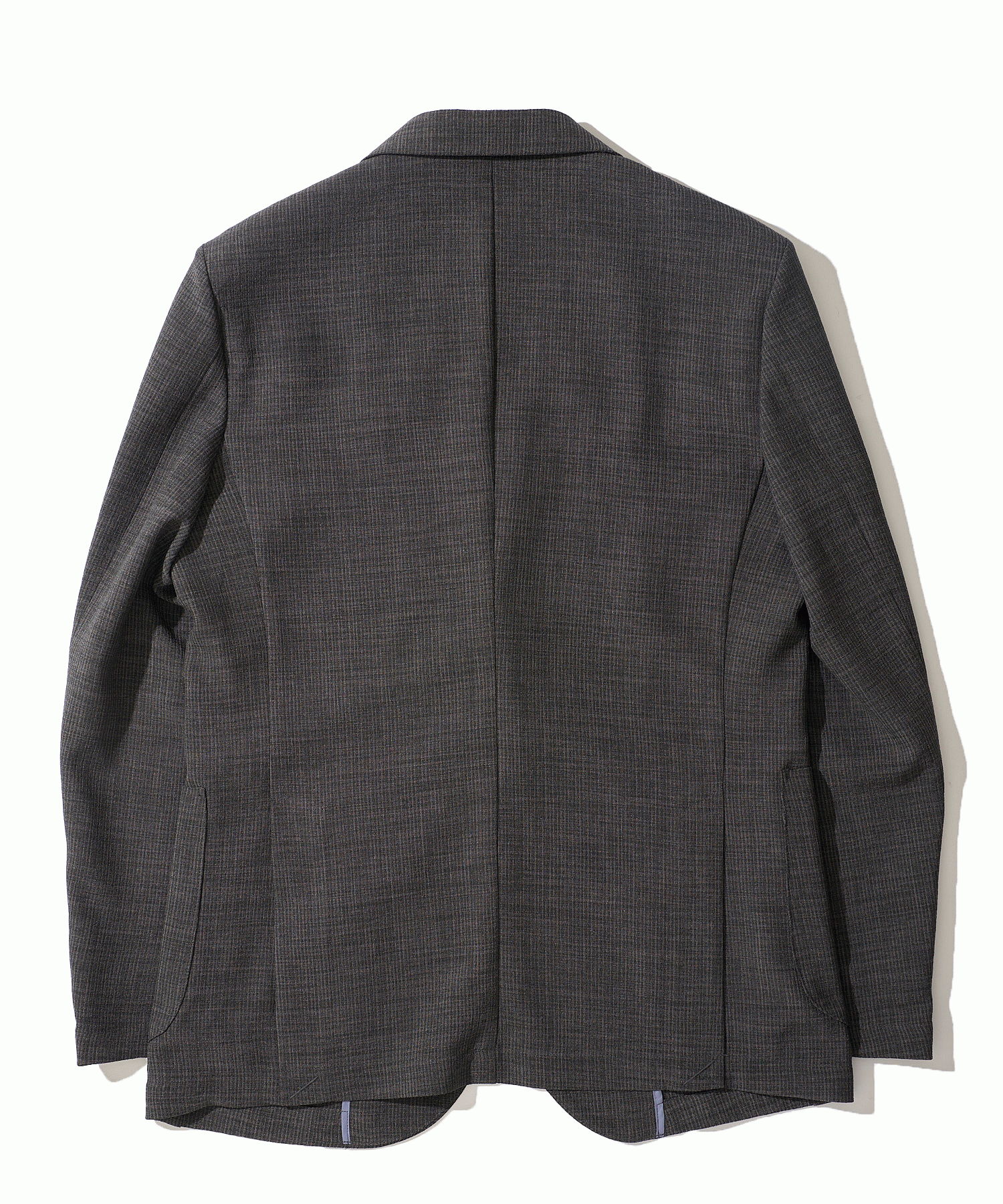 軽量 防シワ 通気性の良いリネンライクなブッチャージャケット