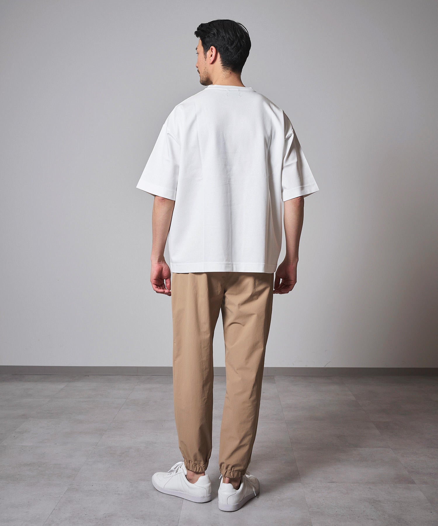 ホワイト model:177㎝ 着用サイズ:L