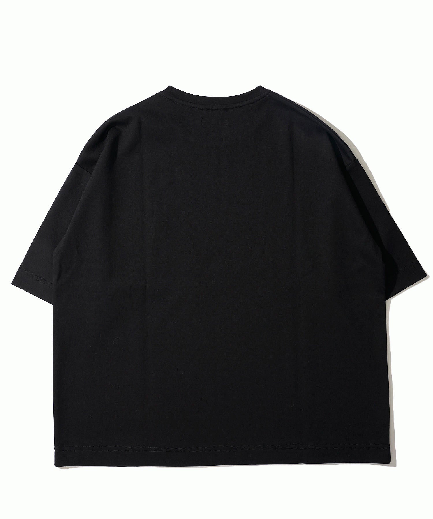 上品な艶と着心地の良い モクロディビッグTシャツ