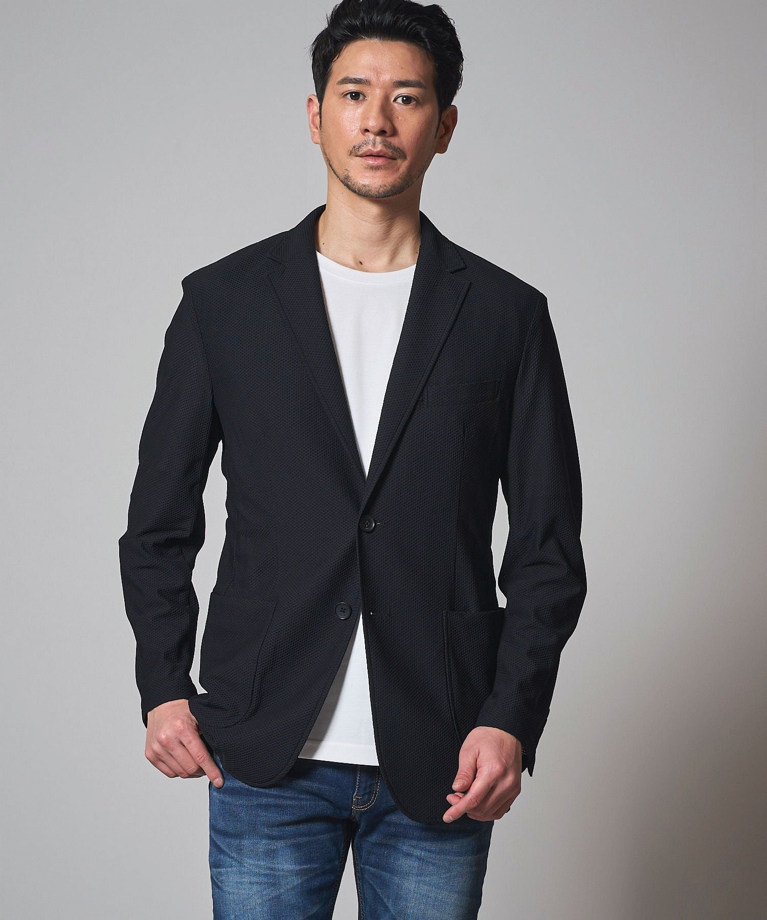 上品な艶と着心地の良さ モクロディクルーネックTシャツ