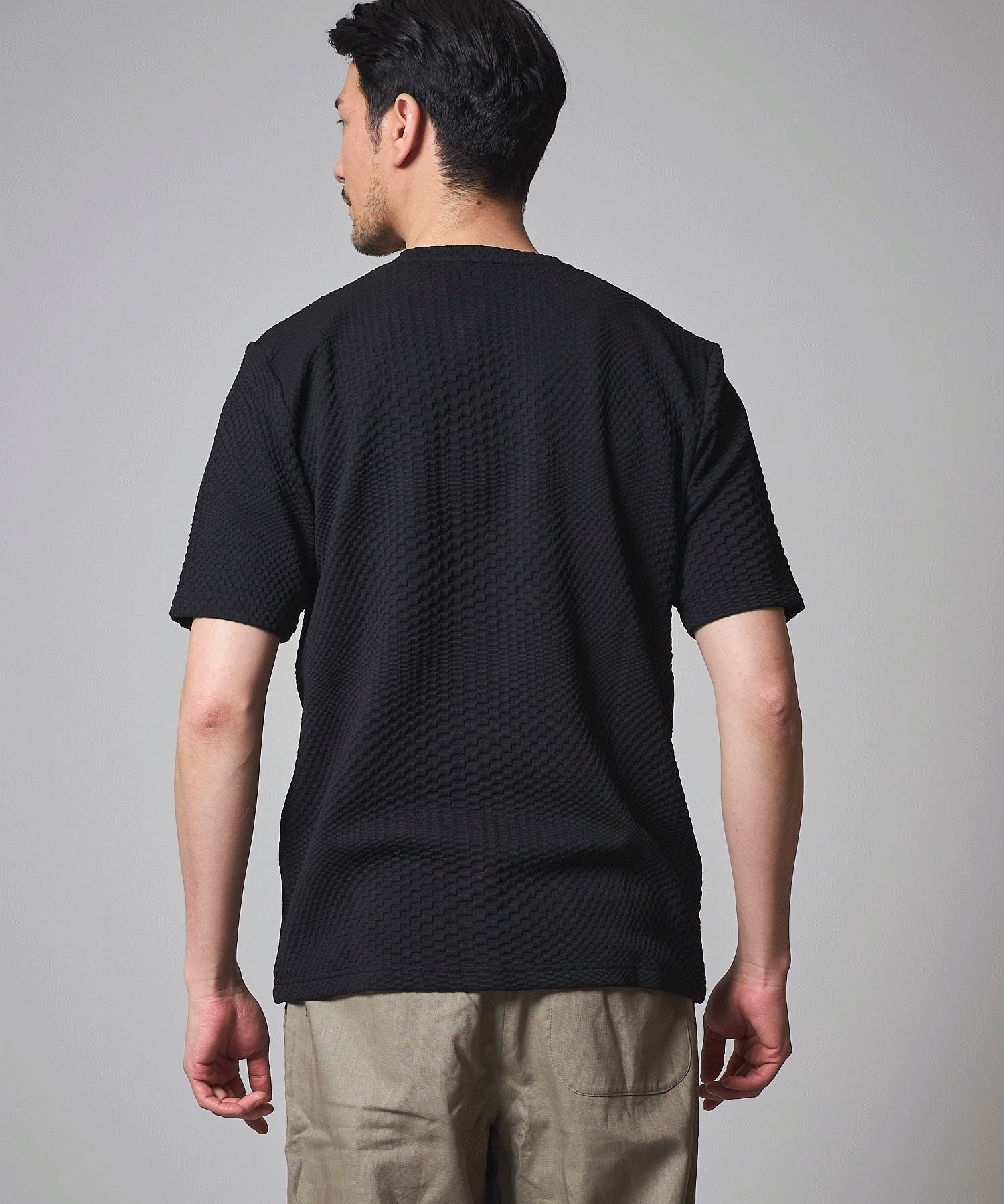 ブリスタージャガードVネックTシャツ