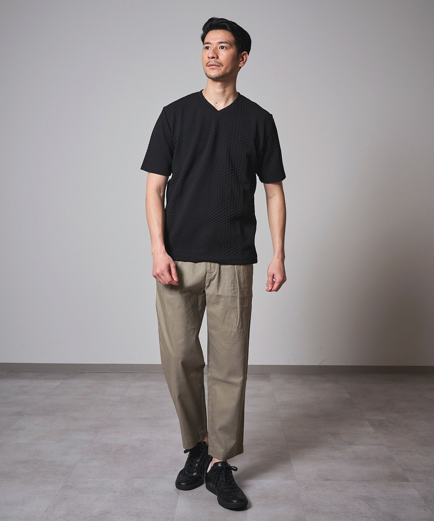 ブリスタージャガードVネックTシャツ