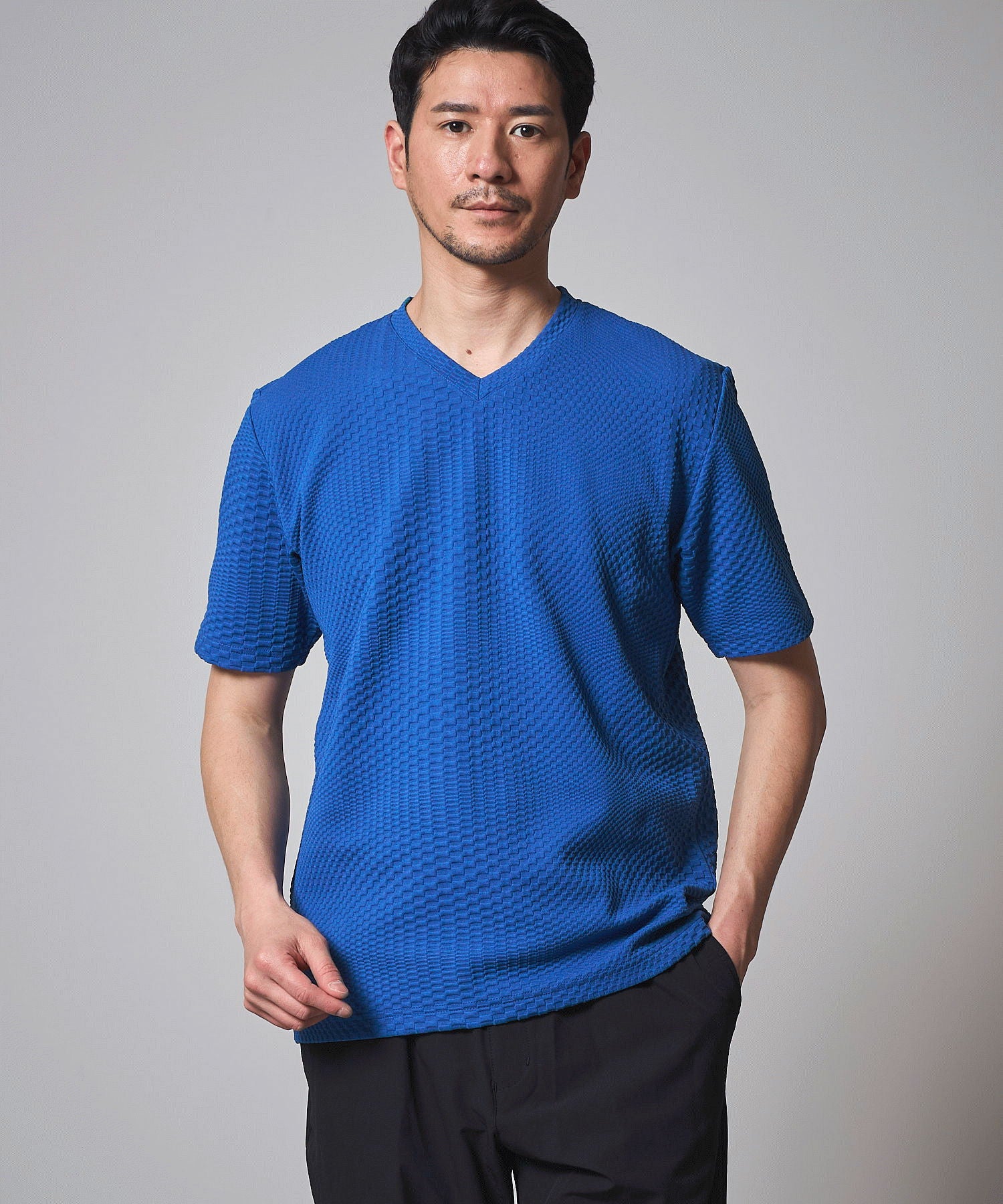 ブリスタージャガードVネックTシャツ