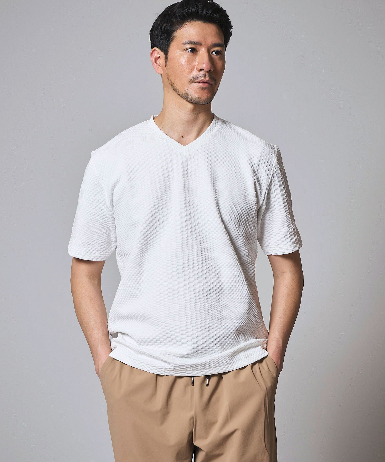 ブリスタージャガードVネックTシャツ