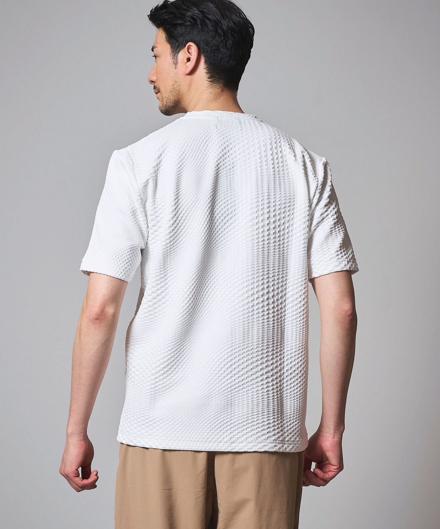 ブリスタージャガードVネックTシャツ