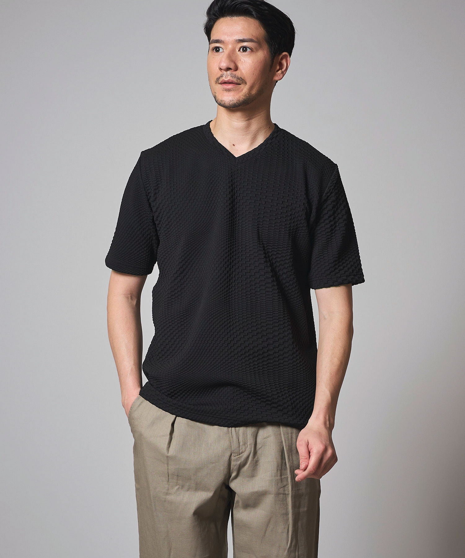ブリスタージャガードVネックTシャツ