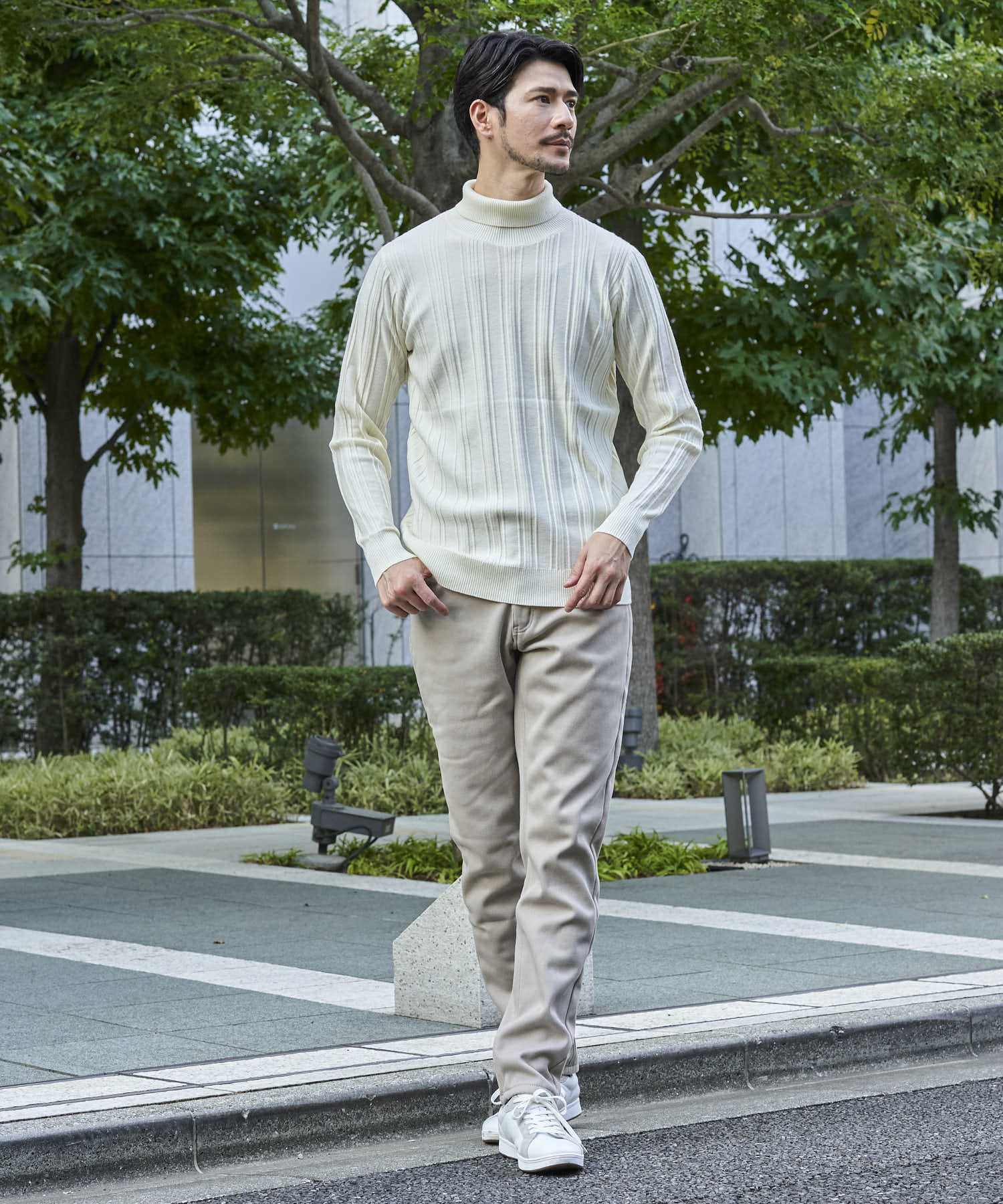 オフホワイト model:177 着用サイズ:L