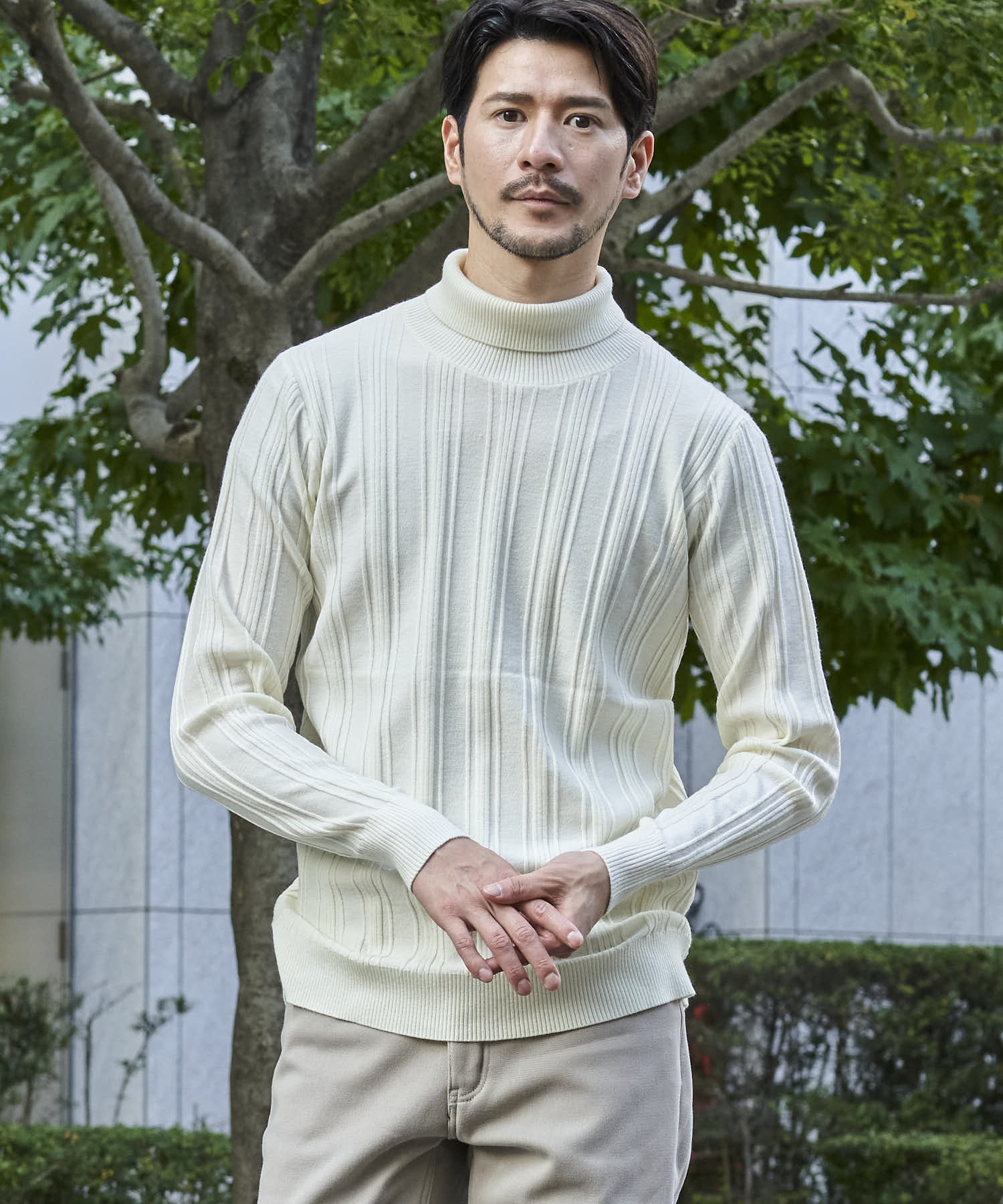 オフホワイト model:177 着用サイズ:L