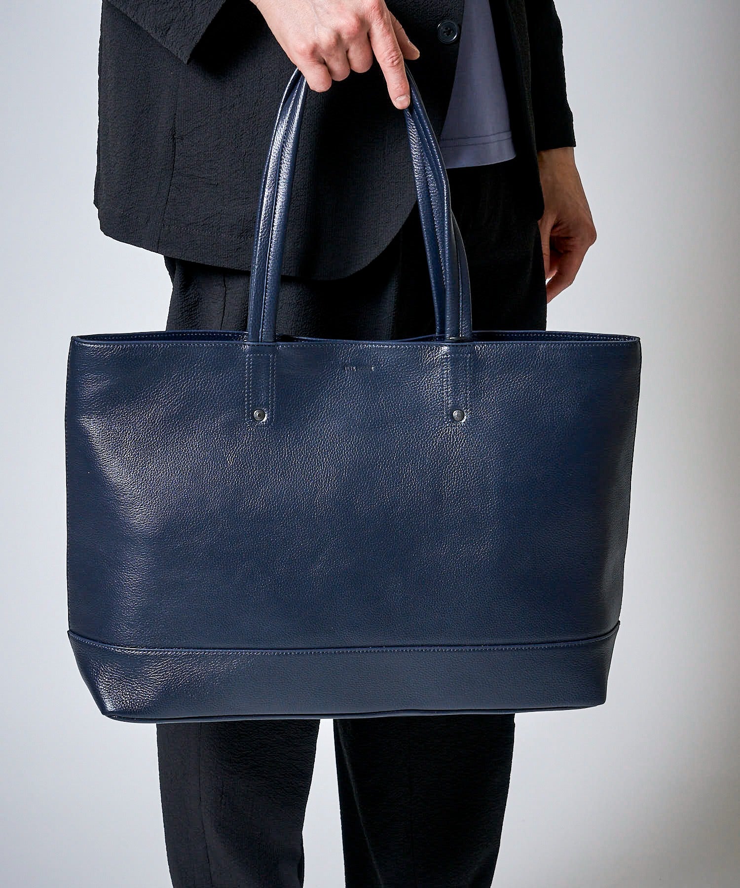 【TETE HOMME × SOLATINA】カウレザートートバッグ