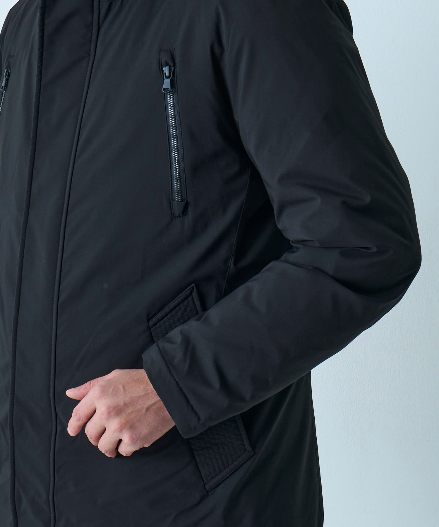 ミドル丈ダウンブルゾン