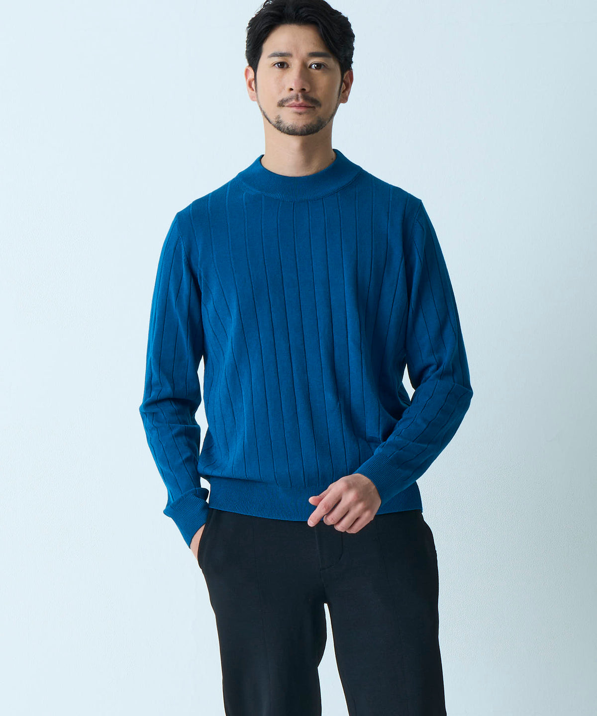 G-HEATワイドリブモックネックニット