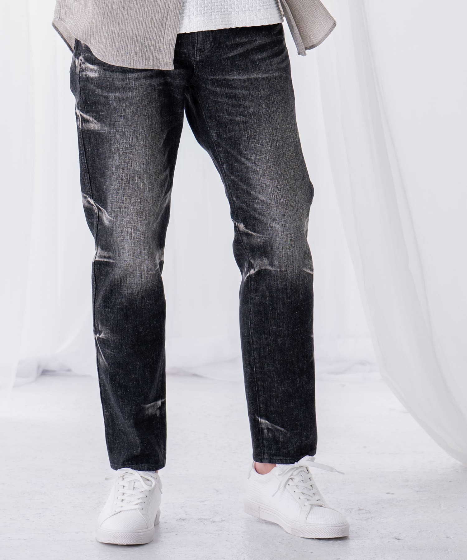 KUROKI ストレッチ加工デニムパンツ
