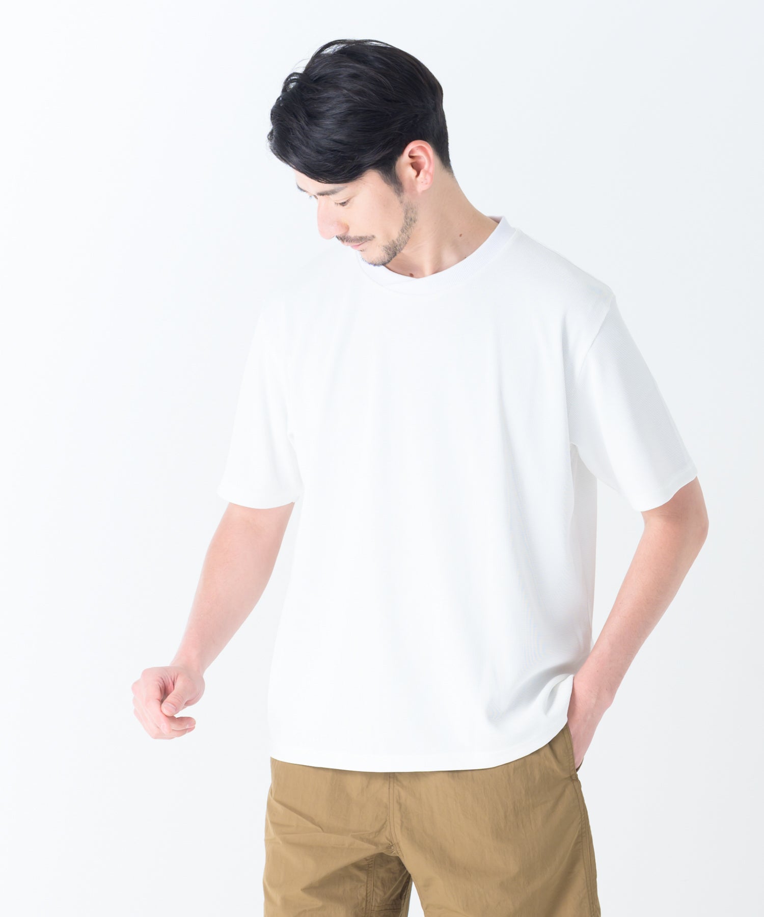 マルチファンクションクロスTシャツ