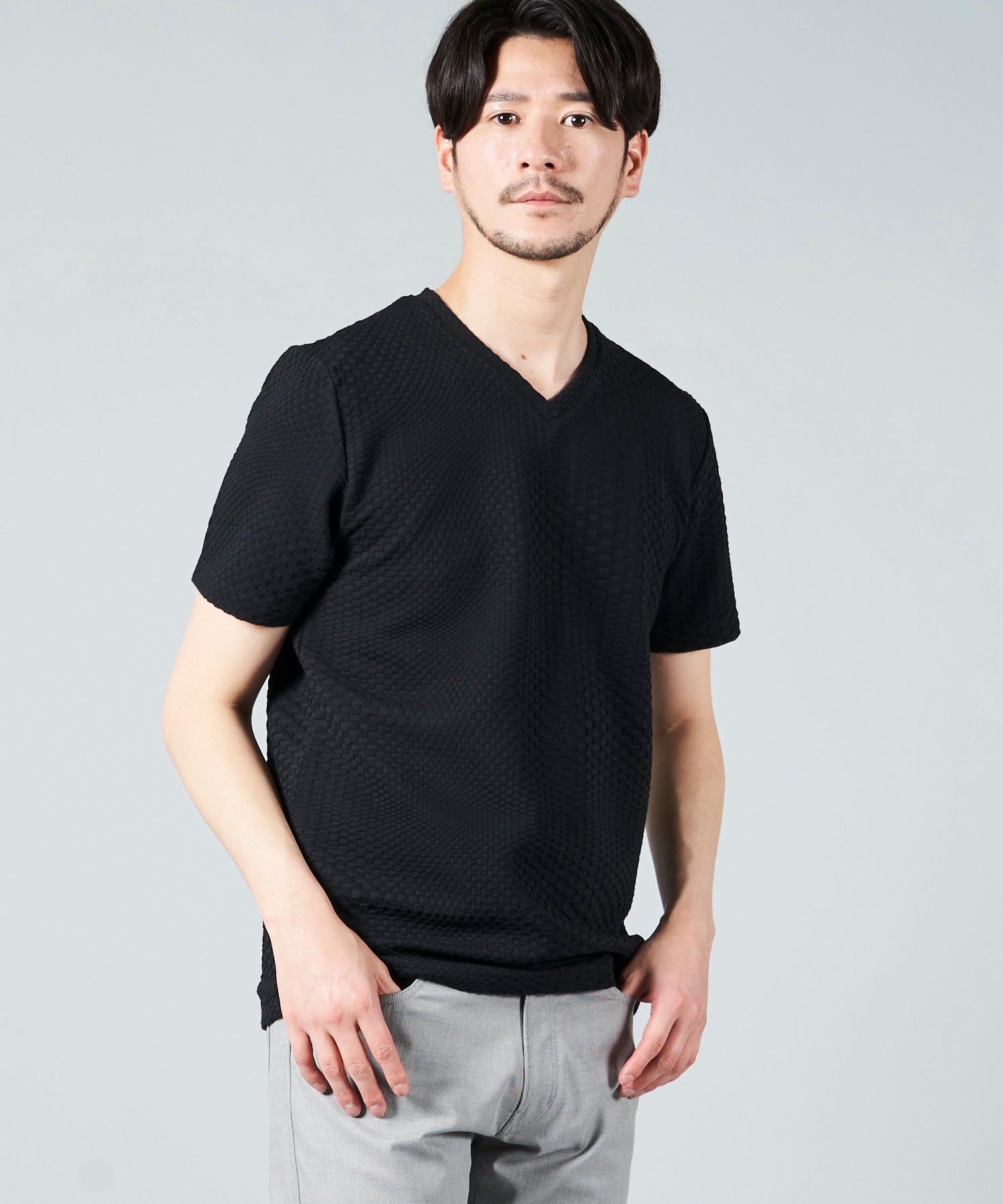 ブリスタージャガードVネックTシャツ