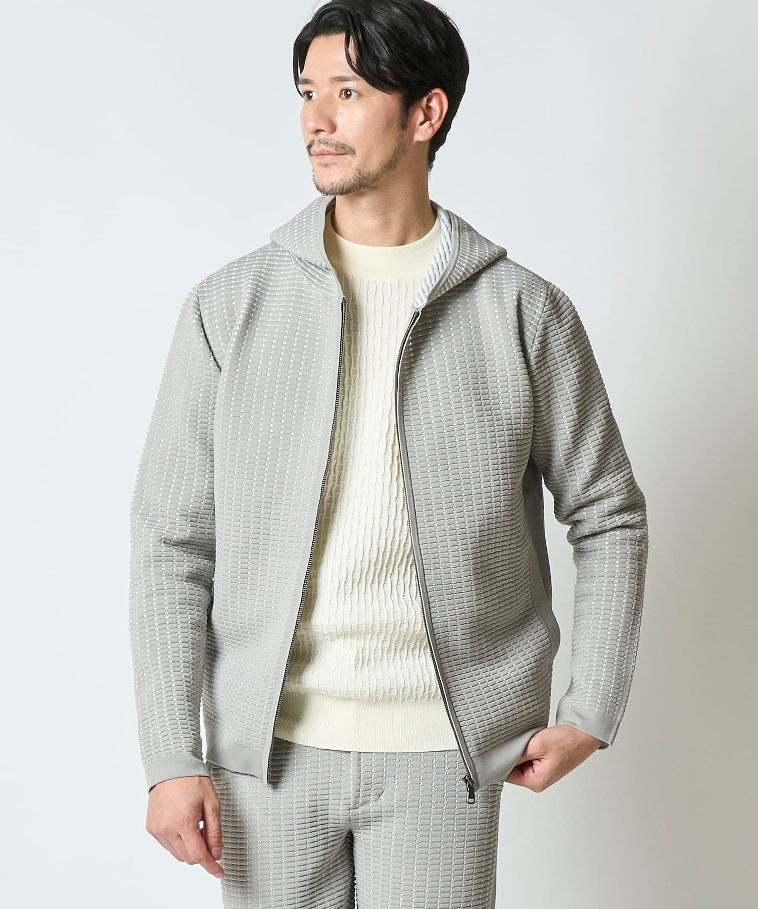 ベージュ model : 177 着用サイズ : L