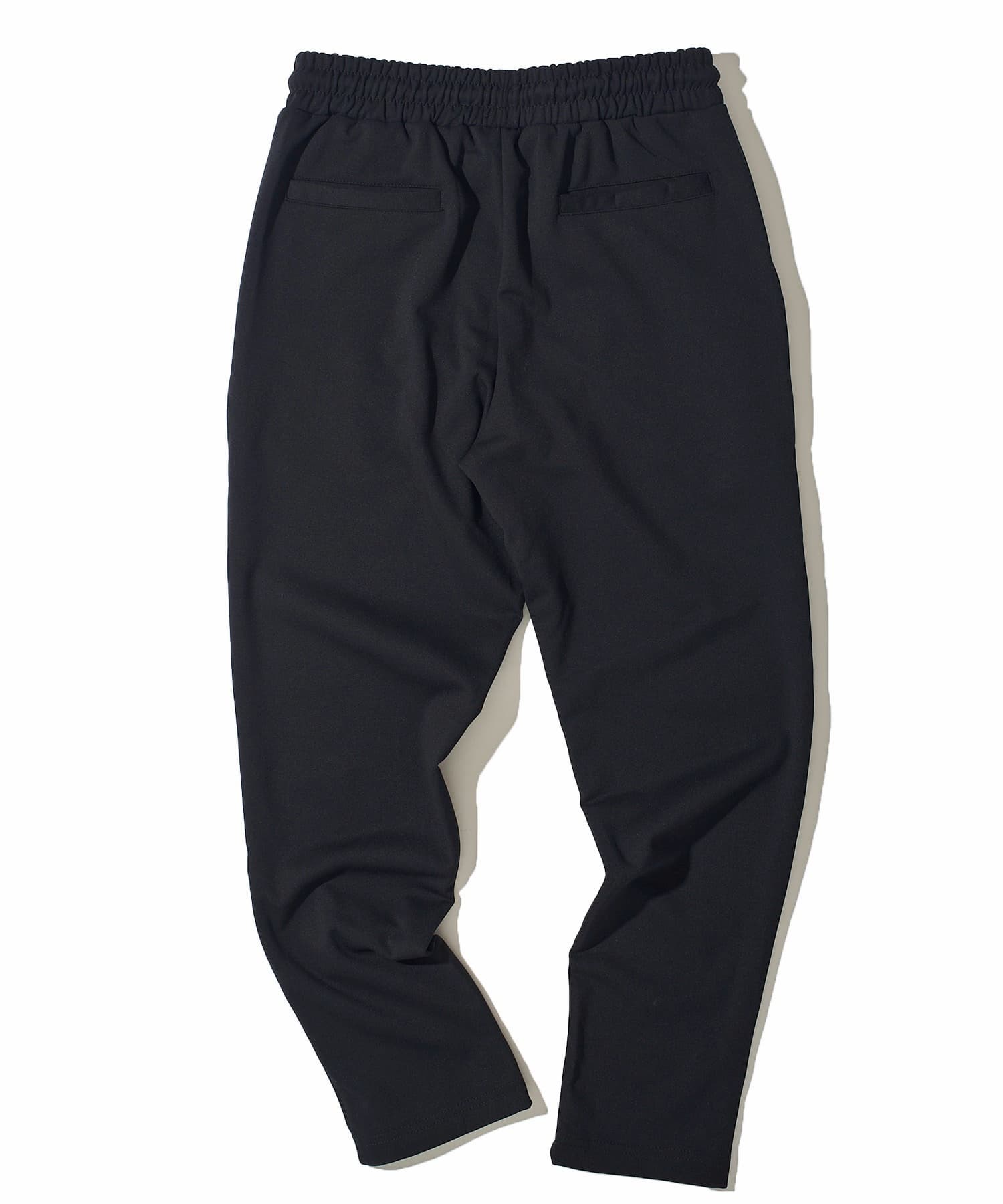 ブラック model : 177cm 着用サイズ : M