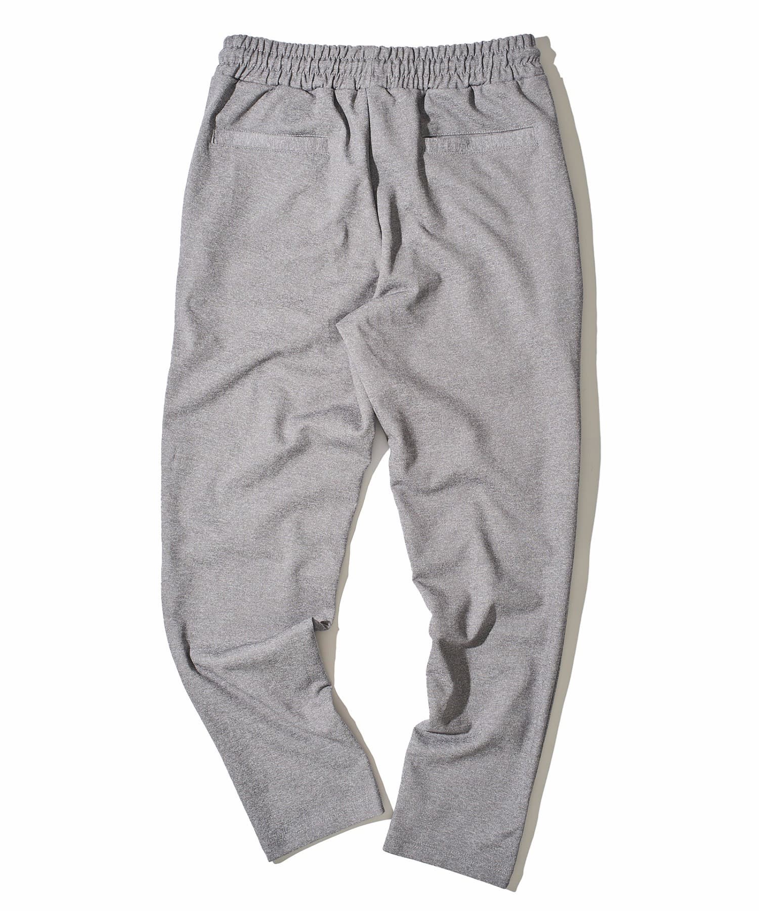 グレー model : 177cm 着用サイズ : M