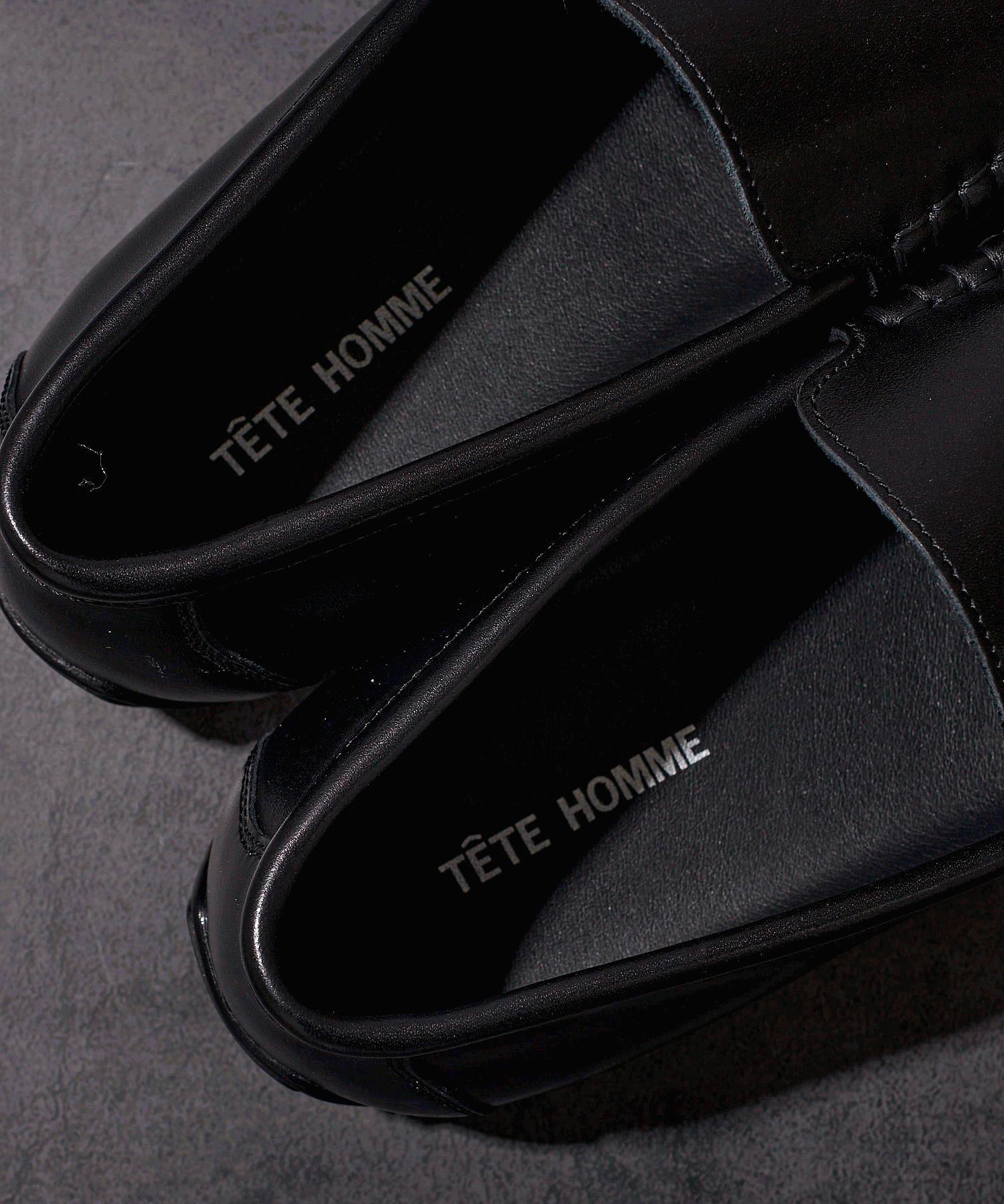 ドライビングシューズ