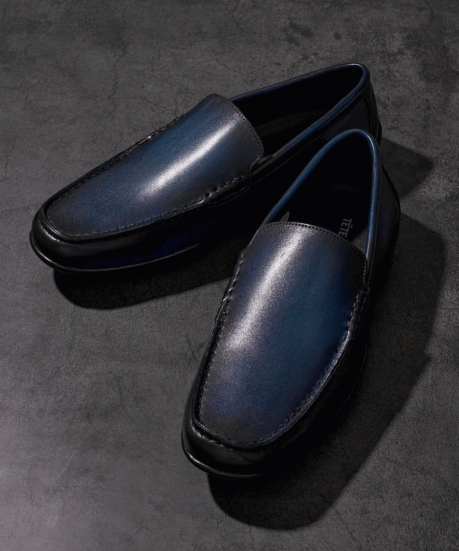 ドライビングシューズ