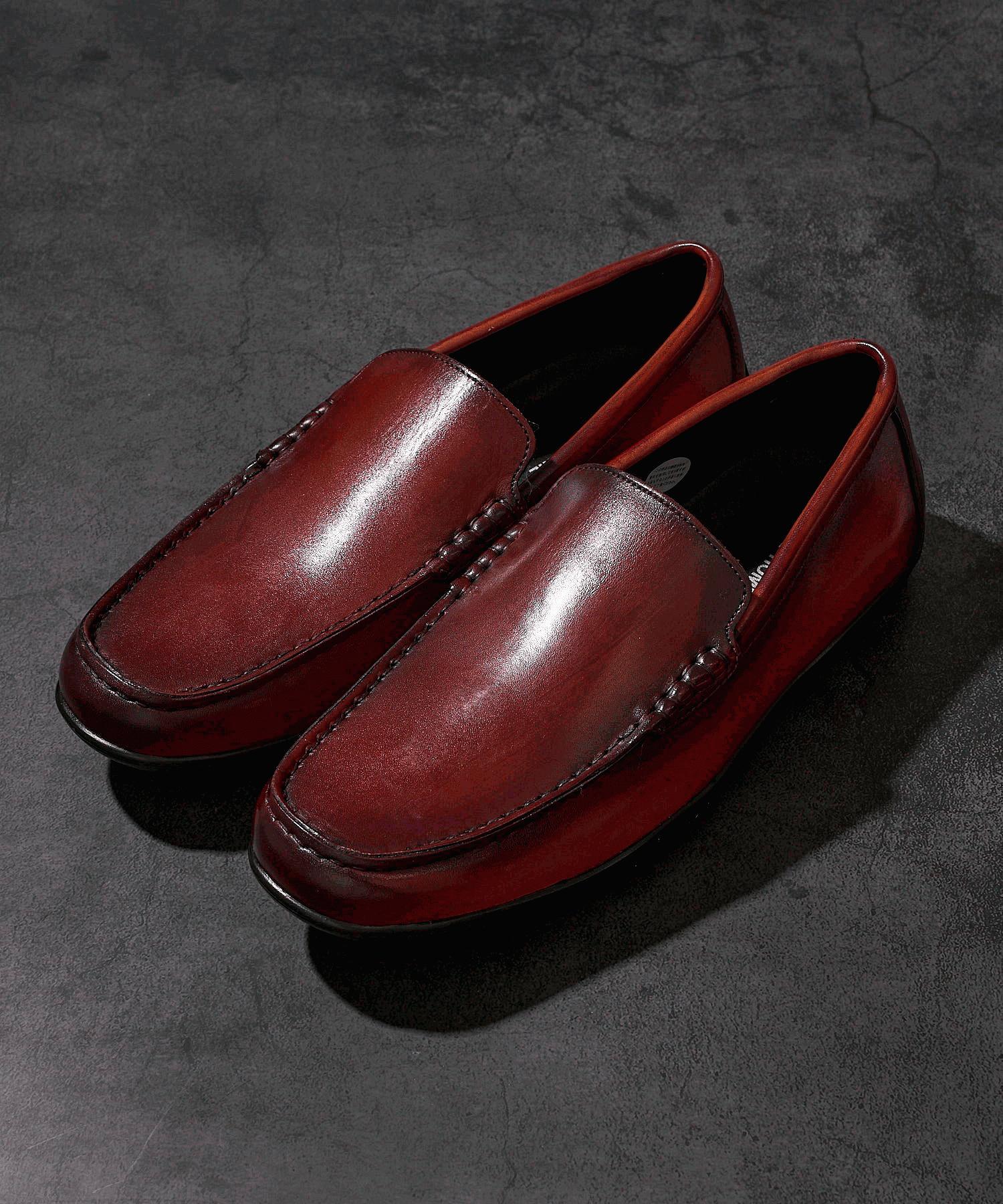 ドライビングシューズ