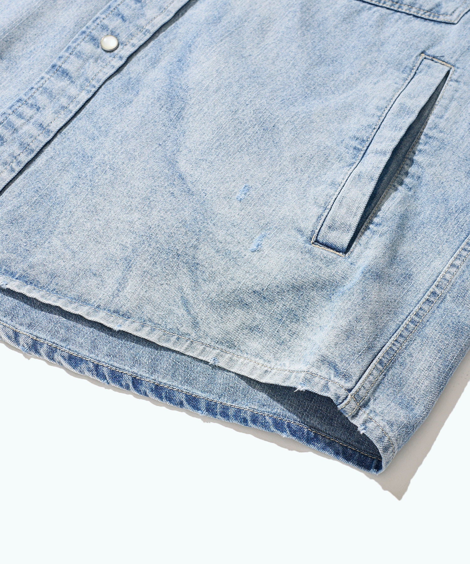 ダメージリペアデニムシャツ