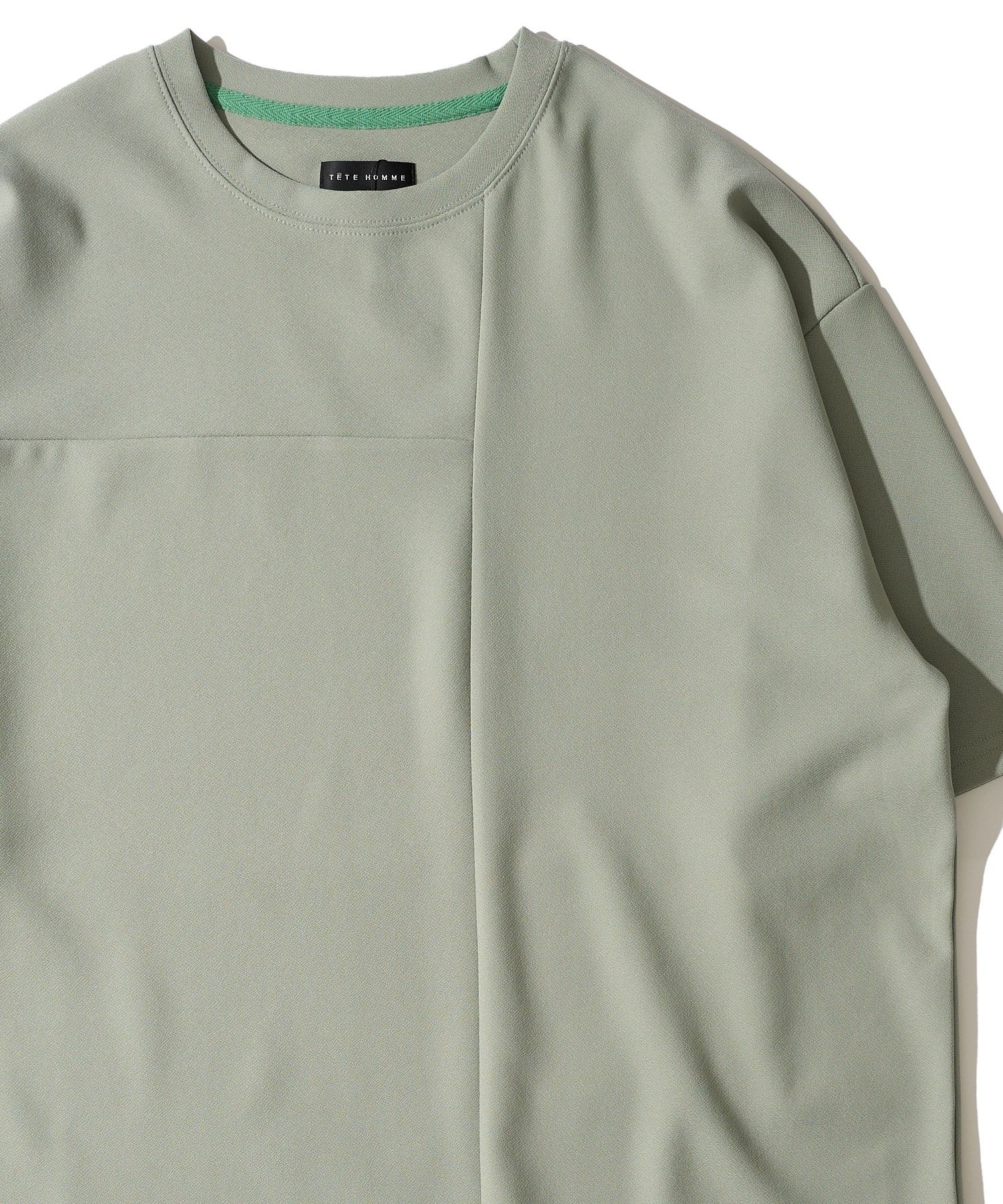 ライトグリーン