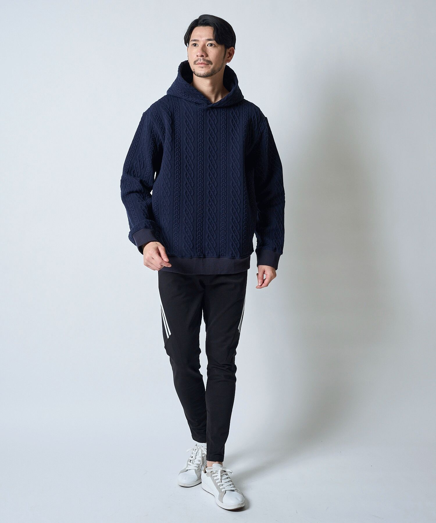 ネイビー model : 177cm 着用サイズ : L