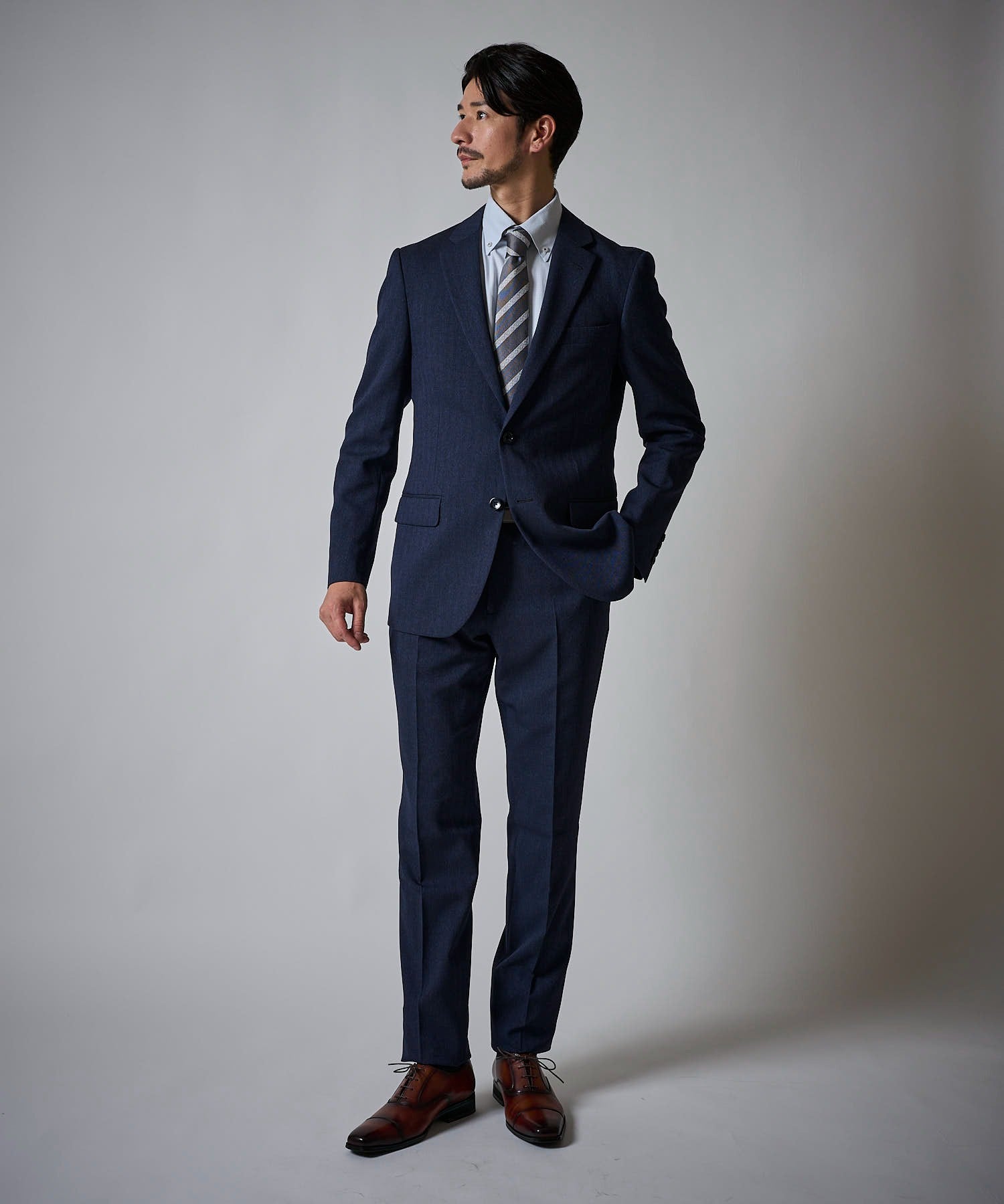 moistiva ストレッチスーツ