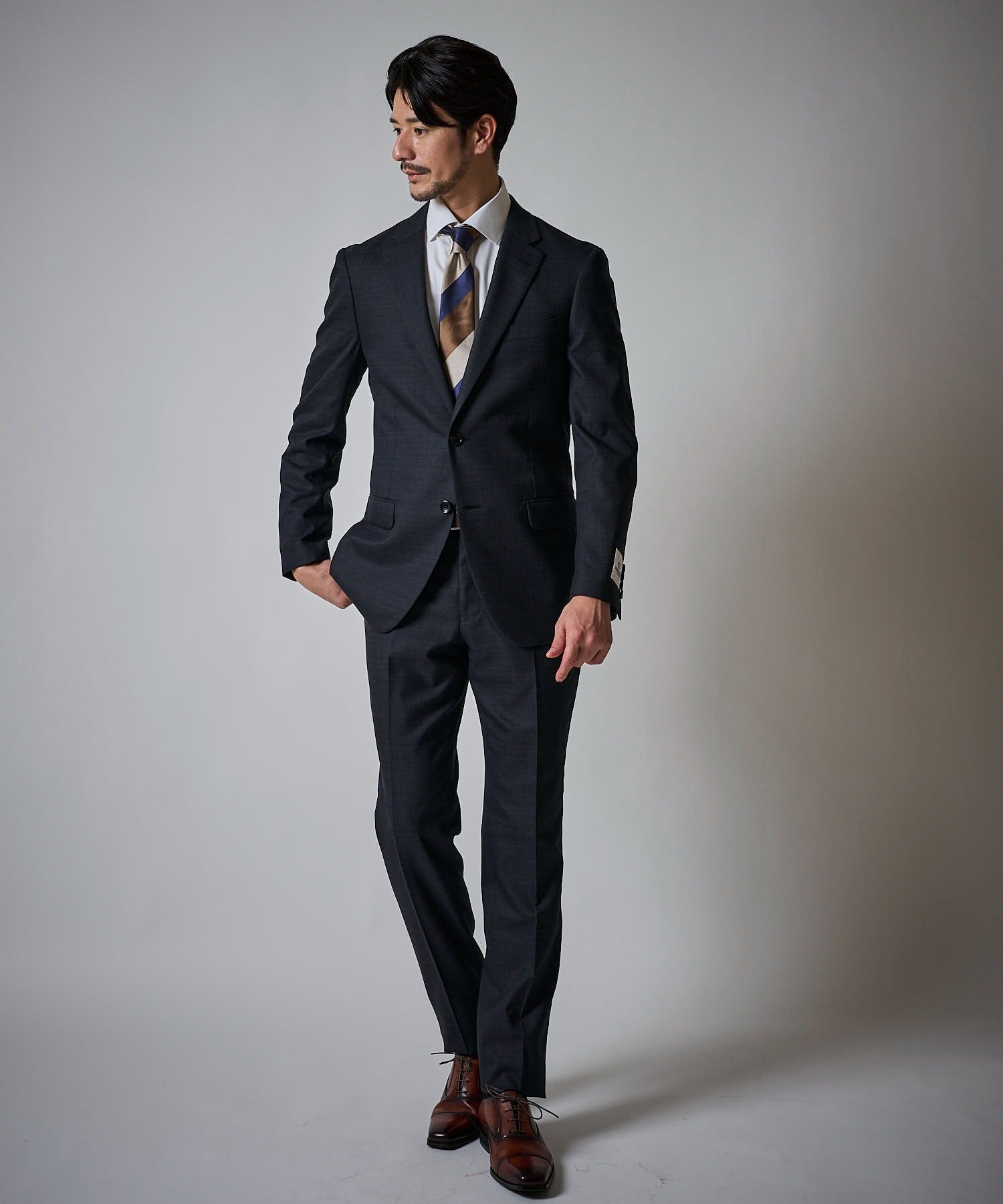 LANALES ストレッチスーツ