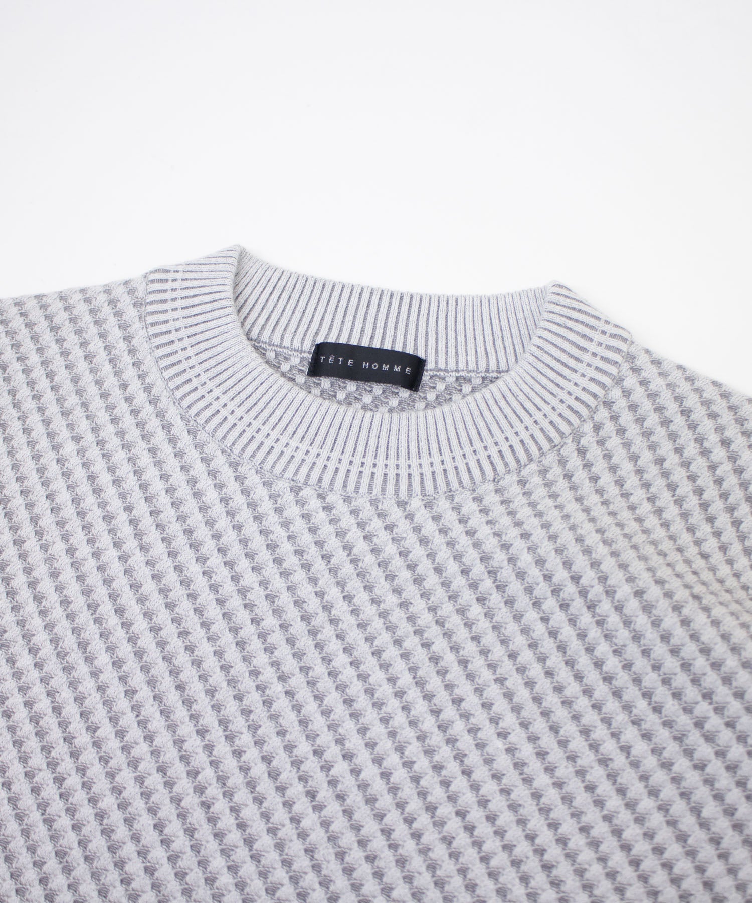 グラフェンクルーネックニット