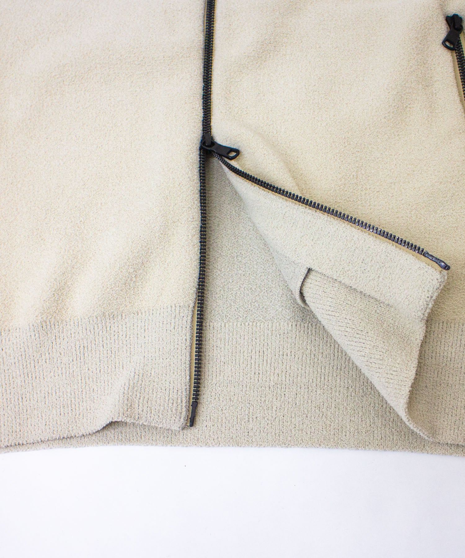 モールニットフードブルゾン