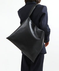 【SONNE】ビッグショルダーバッグ