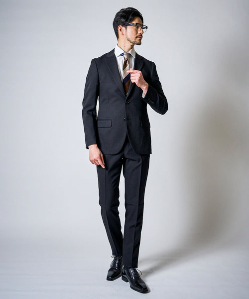 ブラック系3（格子柄）　model：177cm
着用サイズ：M