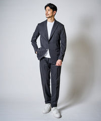 チャコールグレー　model：177cm　着用サイズ：L