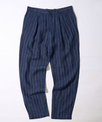 ネイビーブルー