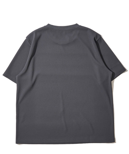 マルチファンクションクロスＴシャツ